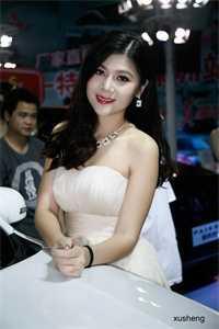 寒山皎月,照青松